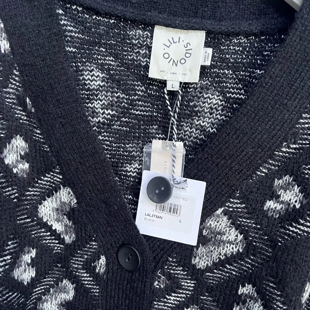 NWT Anthropologie Lili Sidonio x Molly  Hearts  Black/ White Cardigan, L